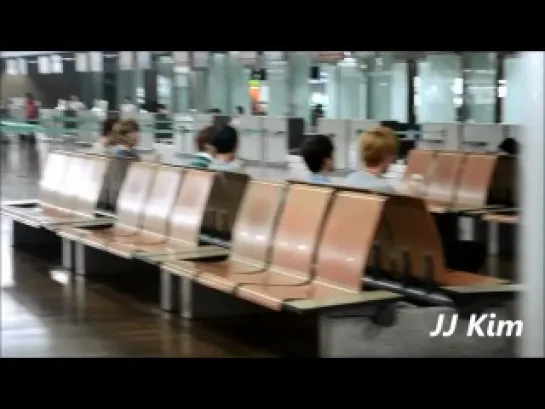 EXO-M COUPLE MOMENT @ Incheon Airport