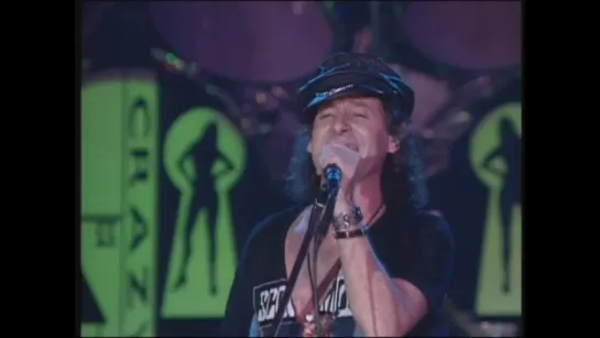 Scorpions - Bad boys running wild (Live, 1991)