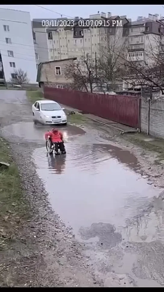 Люди должны быть добрее друг к другу, вот вам небольшое напоминание