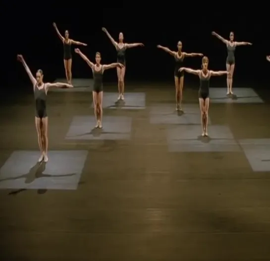 Falling Angels - ballet (Black and White Ballets)