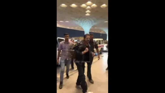 Shah Rukh Khan spotted at Mumbai Airport returns from Doha in Qatar