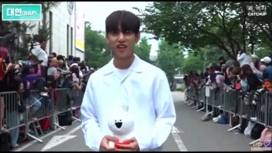 [NEWS] [Camera Catchup] [09.06.17] B.A.P DaeHyun arriving at Music Bank