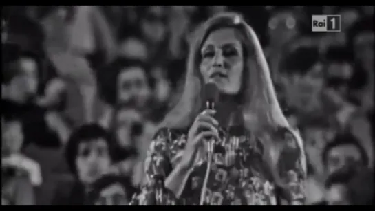 Dalida - Medley (Mama, Bang bang, Dan dan dan) 07.08.1971 (Italie – Senza rete (Rai uno) #