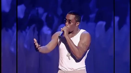 Puff Daddy [feat. Faith Evans & 112] — «I'll Be Missing You» (с англ. — «Я буду скучать по тебе») | LIVE 🇺🇸