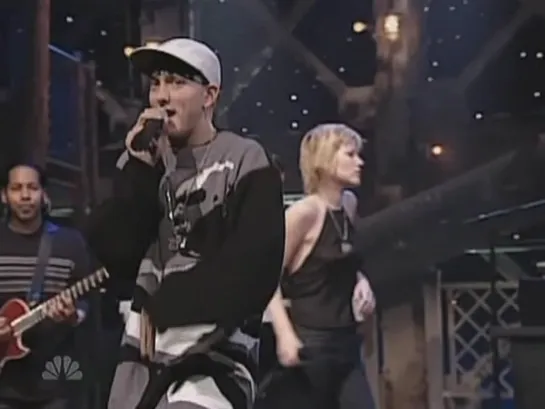 Eminem — «Stan» (feat. Dido) [Live @ SNL 2000]