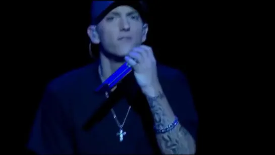 Eminem: «Live in Detroit» (2009) | Relapse (стилизованно как RELAPSƎ) (с англ. — «Рецидив») (концерт в Детройте)