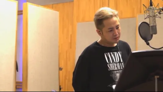 Jang Keun Suk • Recording the song Love from the album Mature (20.06.2018)