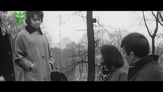 Эпизоды из фильма "Двое" (1965), актеры используют ЖЯ