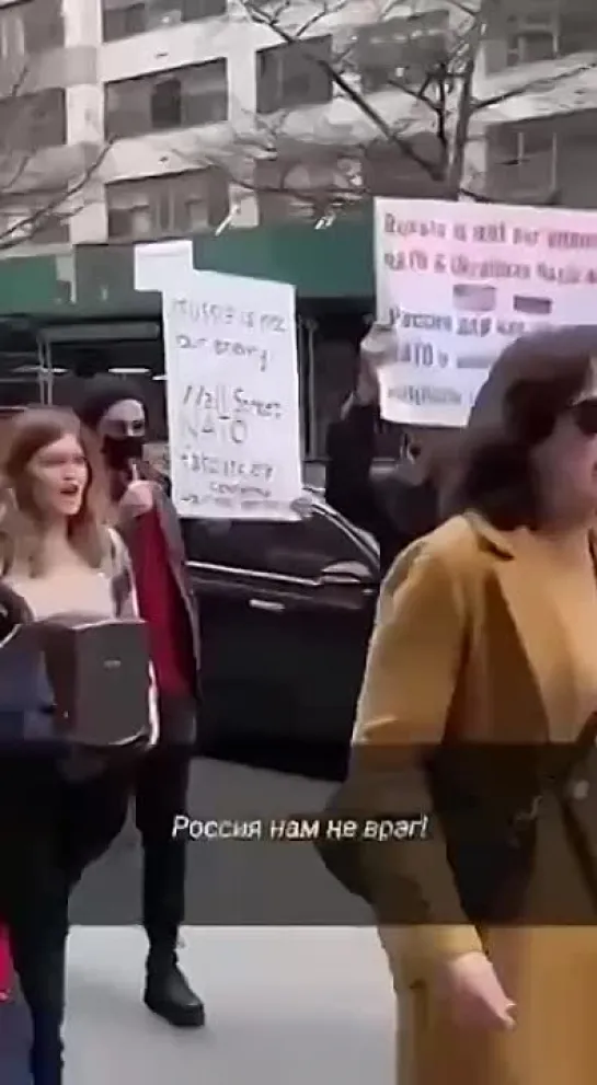 протесты по миру против русофобского агитпропа и участия в войне пртив неё