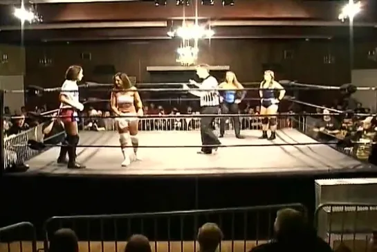 Lexie Fyfe & Malia Hosaka def Serena Deeb & Allison Danger