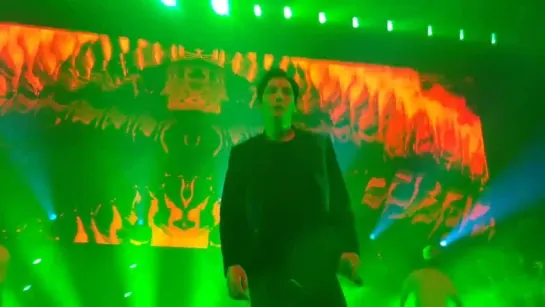 [FANCAM] [23.04.16] B.A.P World Tour Live On Earth 2016 Awake - Чикаго - HURRICANE-BADMAN-DANCING IN THE RAIN REMIX AND CRASH