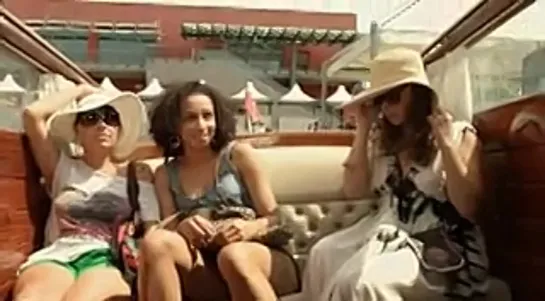 SOS:  Mulheres ao Mar [Sub-ITA] (2014)