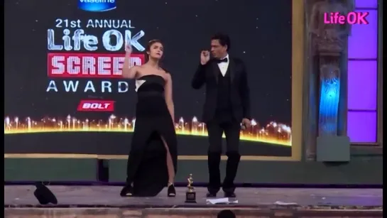 21st Annual Life OK Screen Awards - танец от Шахрукх Кхана и Алии Бхатт