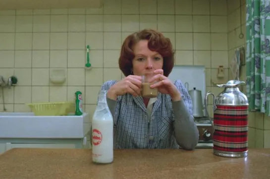 JEANNE DIELMAN, 23, QUAI DU COMMERCE, 1080 BRUXELLES, 1975 (CHANTAL AKERMAN)