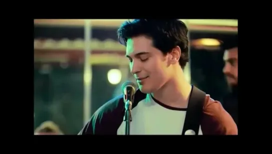 Cagatay Ulusoy - With Guitar