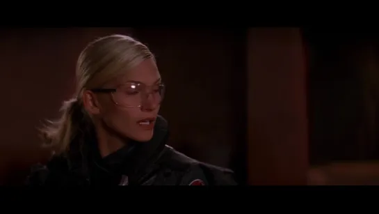 Призраки Марса / Ghosts of Mars (2001) Жанр: Ужасы, фантастика, боевик