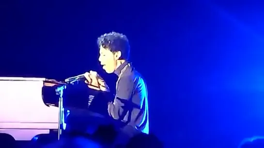 Prince in Zurich -Do Me Baby 2011