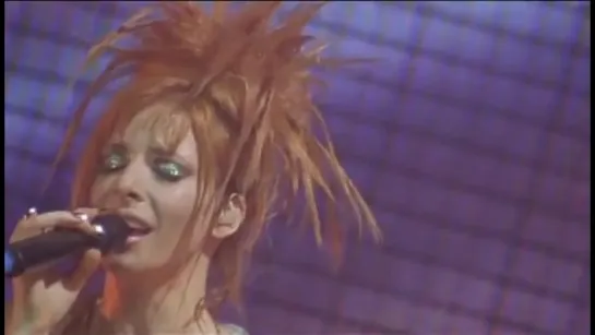 Mylene Farmer - Rever (live)