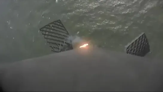 Engines stabilized rocket spin just in time, enabling an intact landing in water! Ships en