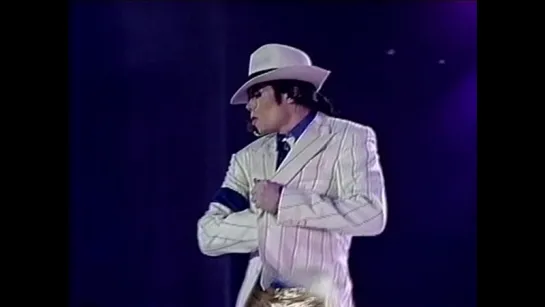 Michael Jackson - History Tour live in Seoul 1996 - Smooth Criminal [HQ]