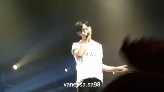 [FANCAM] [09.12.18] B.A.P 'FOREVER WITH BABYz' TOUR — Dusseldorf: With you