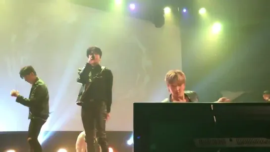 [FANCAM] [25.11.18] B.A.P 'FOREVER' TOUR — Toronto