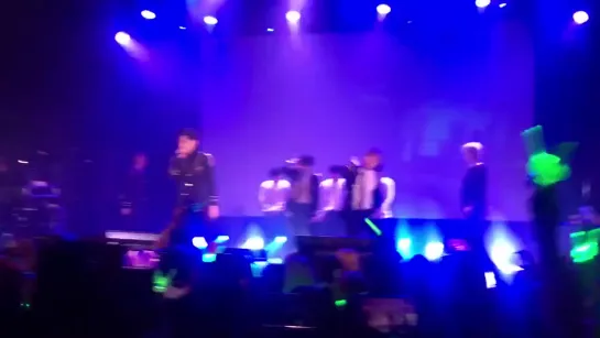 [FANCAM] [25.11.18] B.A.P 'FOREVER' TOUR — Toronto