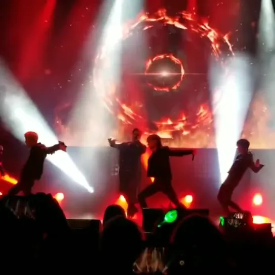 [FANCAM] [24.11.18] B.A.P 'FOREVER' TOUR — Minneapolis