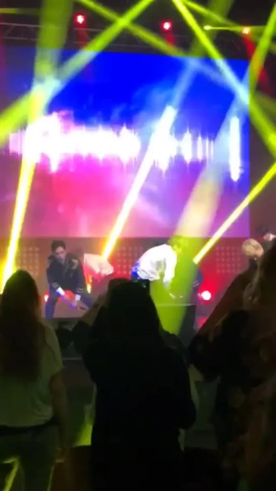 [FANCAM] [24.11.18] B.A.P 'FOREVER' TOUR — Minneapolis