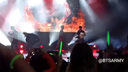 [FANCAM] [20.11.18] B.A.P 'FOREVER' TOUR — Miami: B.A.P — Warrior