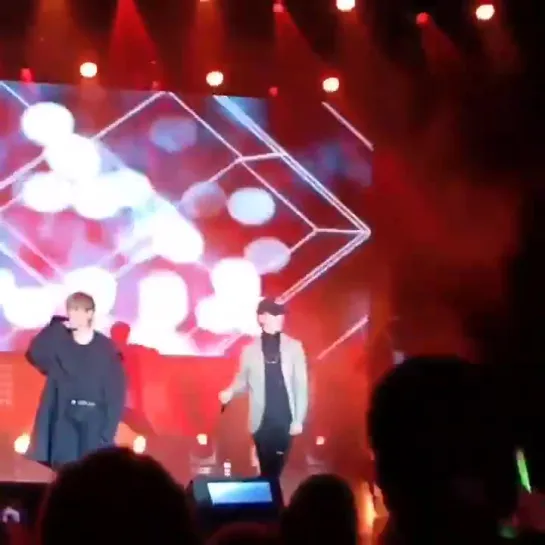 [FANCAM] [20.11.18] B.A.P 'FOREVER' TOUR — Miami