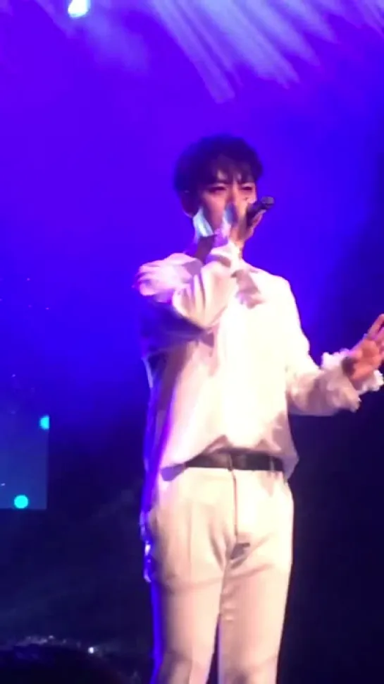 [FANCAM] [20.11.18] B.A.P 'FOREVER' TOUR — Miami