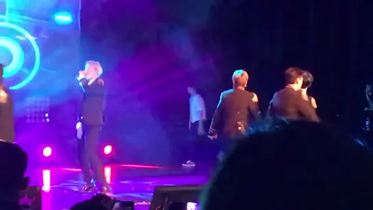 [FANCAM] [20.11.18] B.A.P 'FOREVER' TOUR — Miami: B.A.P — 1004 (Angel)