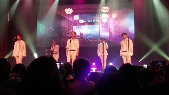 [FANCAM] [15.11.18] B.A.P 'FOREVER' TOUR — Chicago: B.A.P — Coffee Shop