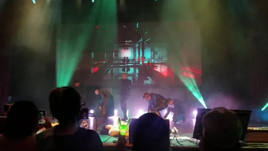 [FANCAM] [15.11.18] B.A.P 'FOREVER' TOUR — Chicago: B.A.P — Power