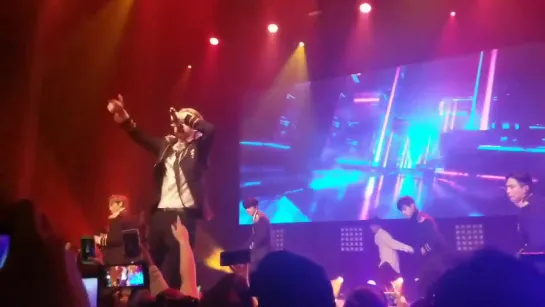 [FANCAM] [15.11.18] B.A.P 'FOREVER' TOUR — Chicago