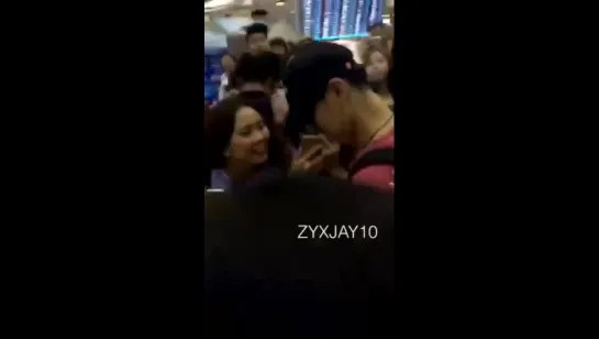 [fancam] 160803 airport Suvarnabhumi (Bangkok ) Ten NCT_U