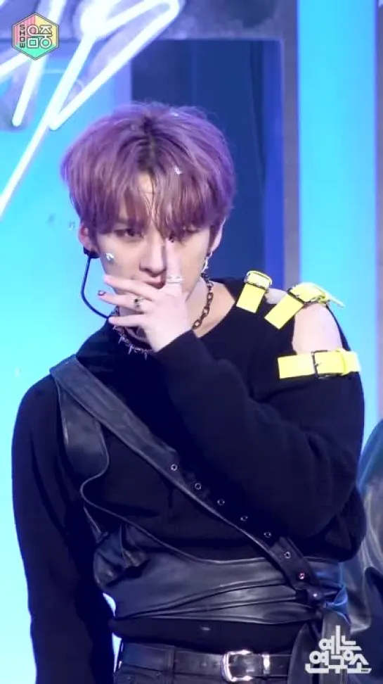 [220409] Stray Kids - MANIAC (Lee Know Fancam) » Music Core