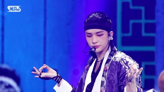 [210905] Stray Kids » Thunderous (Hyunjin Fancam) » Inkigayo