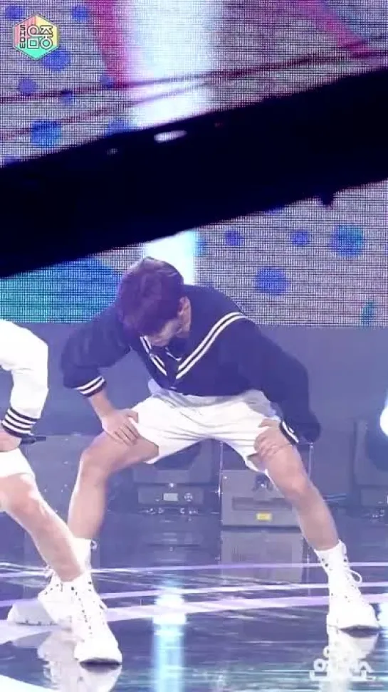 [210828] Stray Kids - The View (Seungmin Fancam) » Show! Music Core