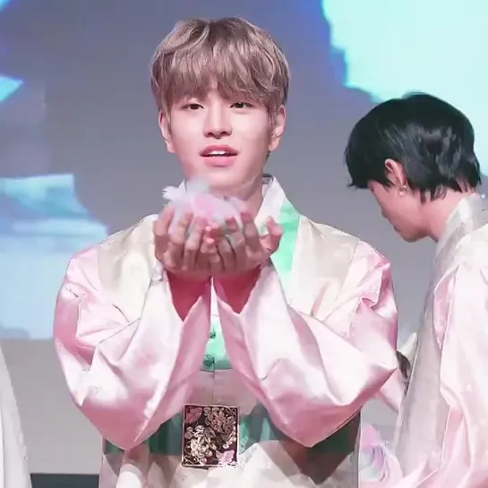 [200103] Stray Kids » Seungmin » COEX Fansign