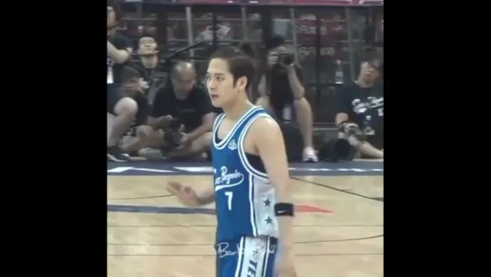 [FANCAM] 170910 Super Penguin Basketball Celebrity Game in Shanghai