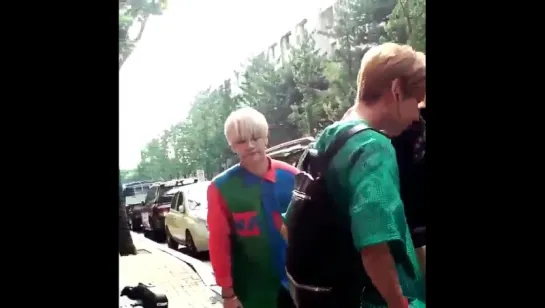 [Fancam] По пути на запись программы «Music Bank» (14.08.15) ;