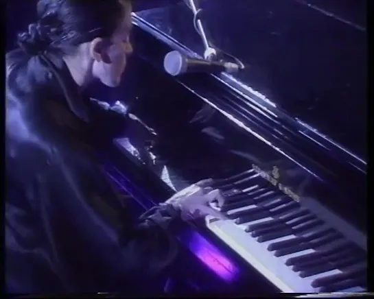 Diamanda Galas Big world Cafe Brixton Academy London UK 1989-2-26