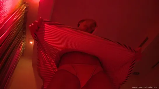 Sasha Blonde - red light striptease секс, выебал, разделась, показала, киска, писька, мокрая, ебется