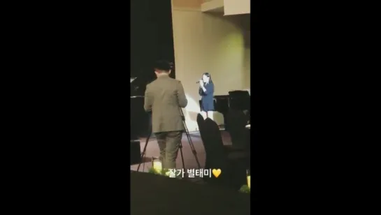 170916 [Fancam] Hyomin singing at Byuree's weddin