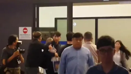 170512 [Fancam] Taoyuan Airport, Taipei