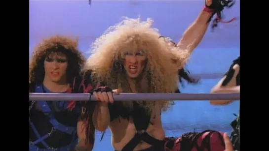 Twisted Sister- I Wanna Rock