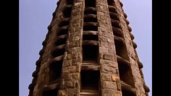 Antonio Gaudí 1984  Dir.Hiroshi Teshigahara