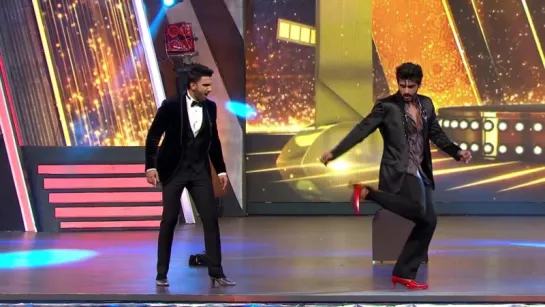 Zee Cine Awards 2016 Arjun Kapoor and Ranveer Singhs funny act on High Heels